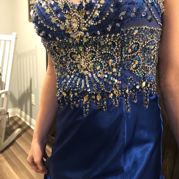 💙💙host pick💙💙Gorgeous prom dress!! - Picture 6 of 9